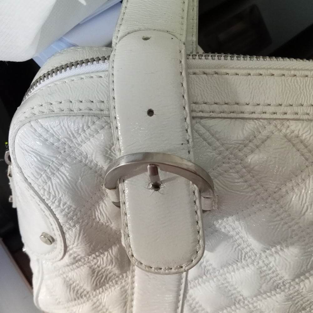 Michael Kors White Patent Leather Quilted Hand Bag - Picture 12 of 14